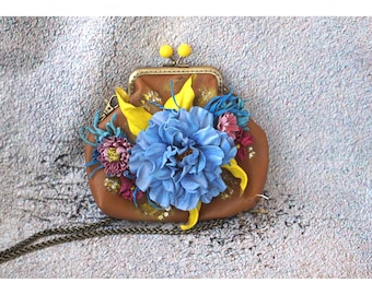 Bolso de mano de piel con forma de flor, bolso vintage con cierre de beso y peonía en 3D, bolso de mano de piel artesanal, bolso de noche floral, accesorio floral hecho a mano