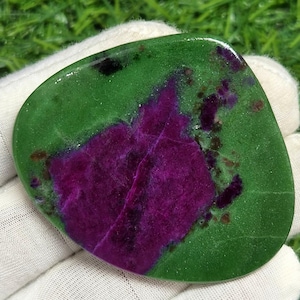 AAA Grade Star Ruby Cabochon, Loose Gemstone. 169ct ( 57x49X5 MM)