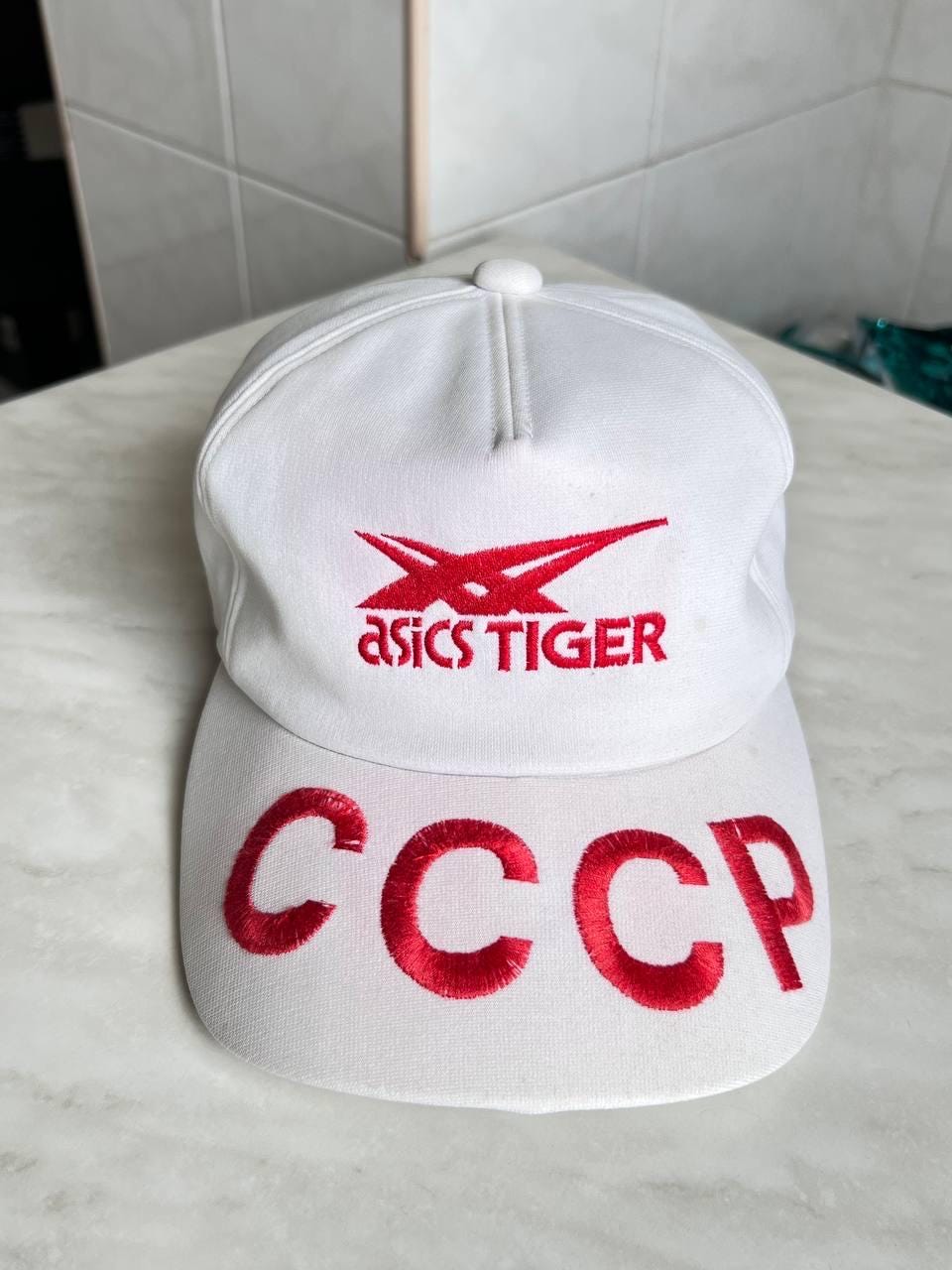 Asics Vintage Cap - Etsy