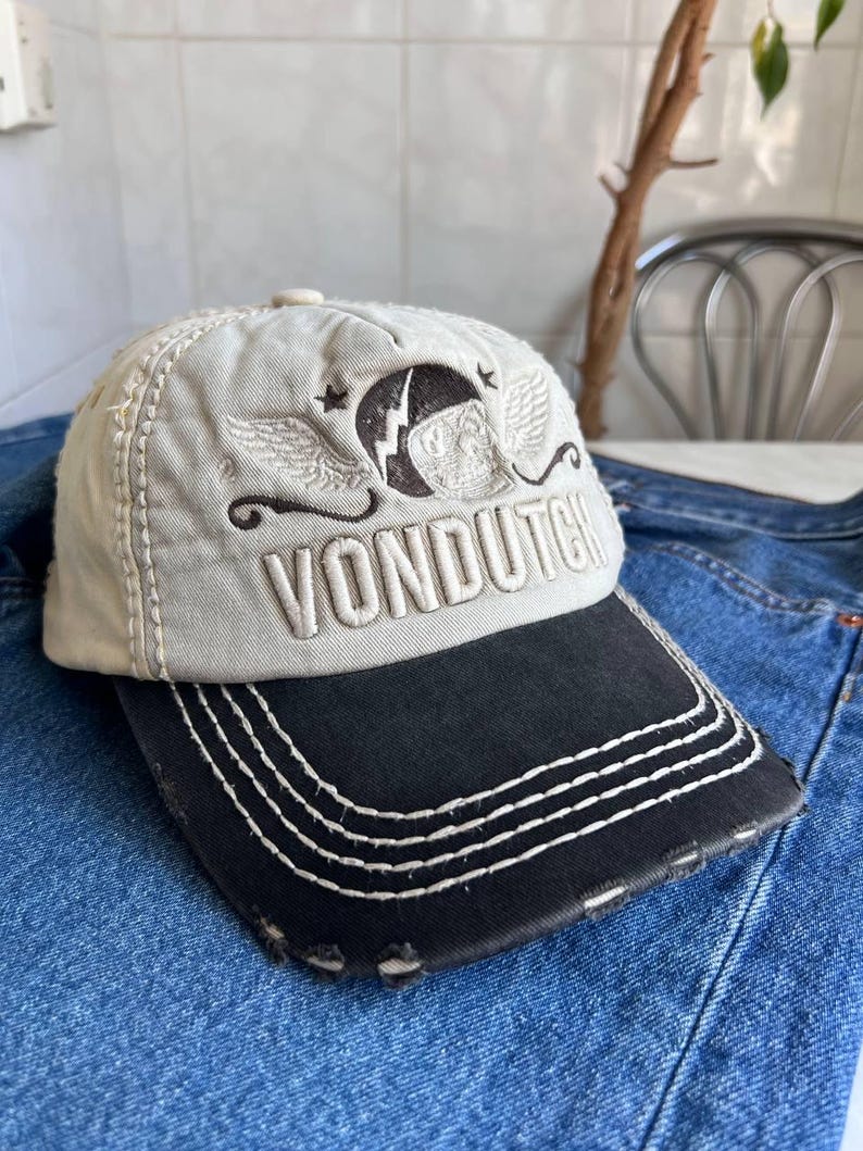 Vintage Von Dutch Skull Lightning pet/snapback in Y2K True Religion stijl uit de jaren 2000, zeldzaam. afbeelding 2