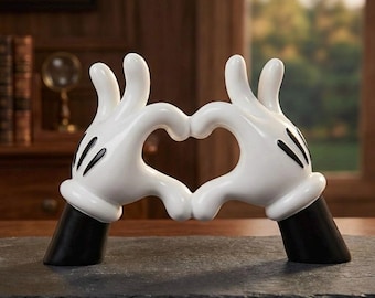 Handgefertigte Herz-Skulptur - Geschenk für die moderne Wohnkultur