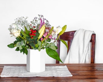 White Ceramic Vase Geometric Hexagon, Tall Ceramic Vase, White Porcelain Vase, Modern Vase, Flower Vase, Geometric Vase, Hex Design