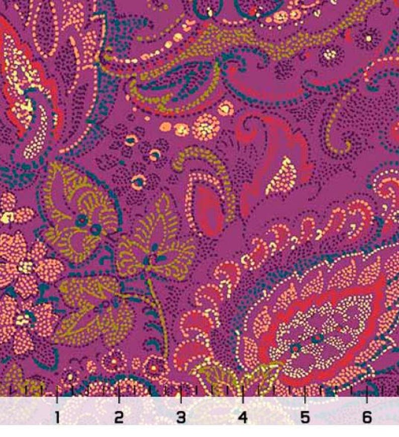 Dotted Paisley Ashtyn Purple Ink /& Arrow by Quilting Treasures