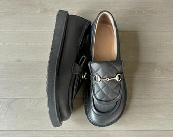 Mocasines anatómicos de piel para mujer, zapatos planos minimalistas con puntera ancha.