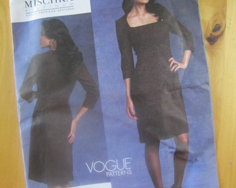 Uncut Vogue Sewing Pattern 1121 - Misses Dress - Badgley Mischka Platinum - Size 6-12