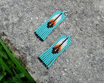 Verenzaadkraal franjeoorbellen, handgemaakte boho kralenoorbellen, ambachtelijke sieraden uit Guatemala