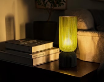 Nowoczesna lampa stołowa, rzeźbiarska lampa żebrowana, minimalistyczne oświetlenie, lampka nocna, światło otoczenia, dekoracja domu, prezent na parapetówkę dla niej