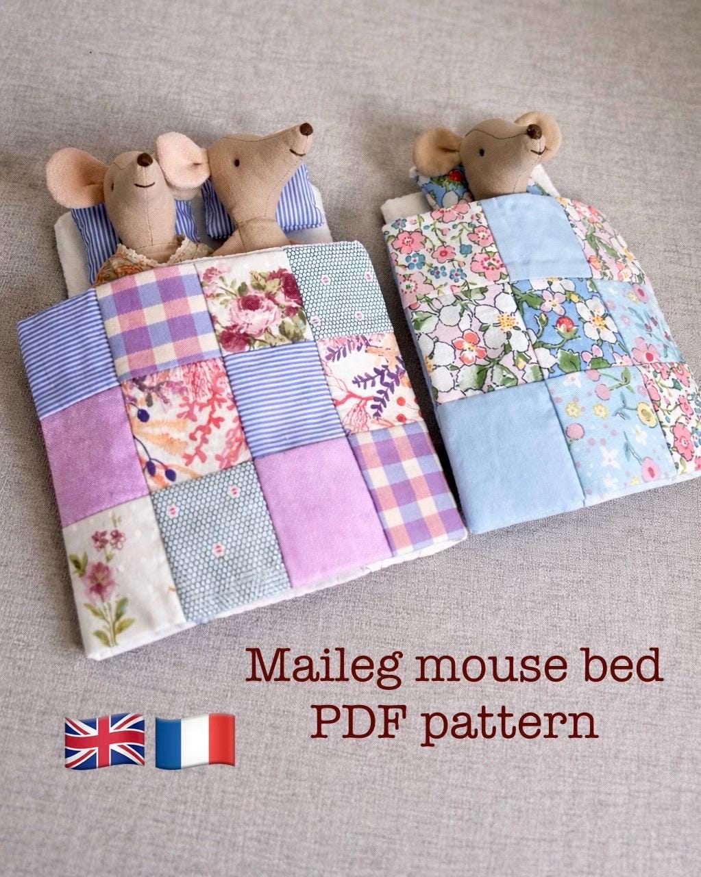 Grand Lit De Poupée 61x41 Cm Avec Parure Complète Drap, Oreiller, édredon, Matelas