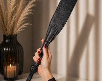 Luxus echtes Rindsleder Paddel, handgefertigtes leichtes Discipline Paddle, flexibles Spanking Paddle, BDSM Geschenk