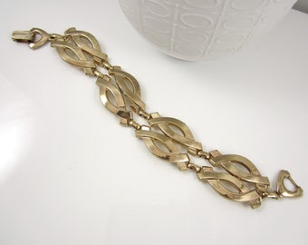 Nice MARINO Gold Tone Bracelet