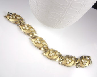 1940's Classy CROWN TRIFARI Brushed Gold Tone Bracelet with White Faux Pearls