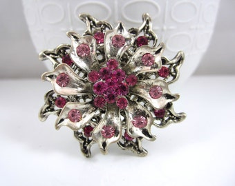Gorgeous Art Deco Multi Layered Antique Silver Tone and Pink Rhinestones Brooch Pin