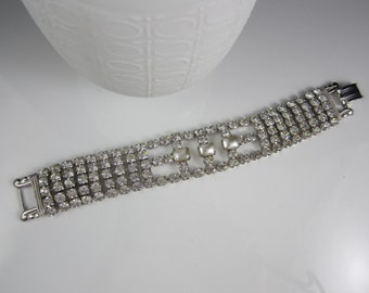 Gorgeous Vintage 5 Row Clear Rhinestones Crystals and 3 Pearls Bracelet