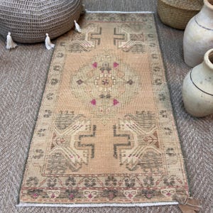 Alfombra Oushak Vintage 2x3 Melocotón Lavanda Lana Suave Hecha Mano Medallón Floral Marfil