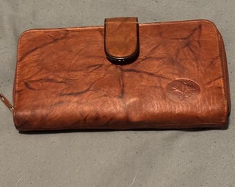 Woman's Vintage Buxton Leather Wallet