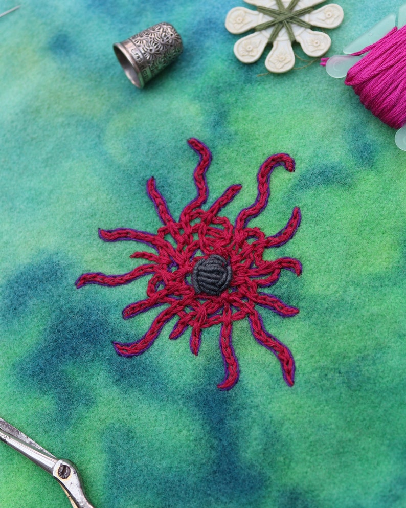 Stitchtober 2022 Slither image 1