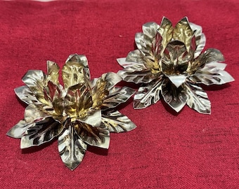 Portacandele vintage anni '60 in metallo placcato a forma di fiore di loto, per candele a stelo/coniche, Hong Kong