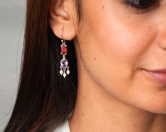 シャンデリア淡水パールドロップイヤリング、ティアドロップガーネットアメジスト925スターリングシルバーぶら下がりイヤリング