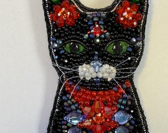 Black Cat Brooch with Red Flowers – Hand-Embroidered Pin
