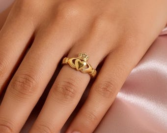 Claddagh Heart Ring,Irish Celtic Jewelry,Friendship Rings,Celtic Promise Crown Ring,Gift for her,Irish Gifts,Irish Blessing