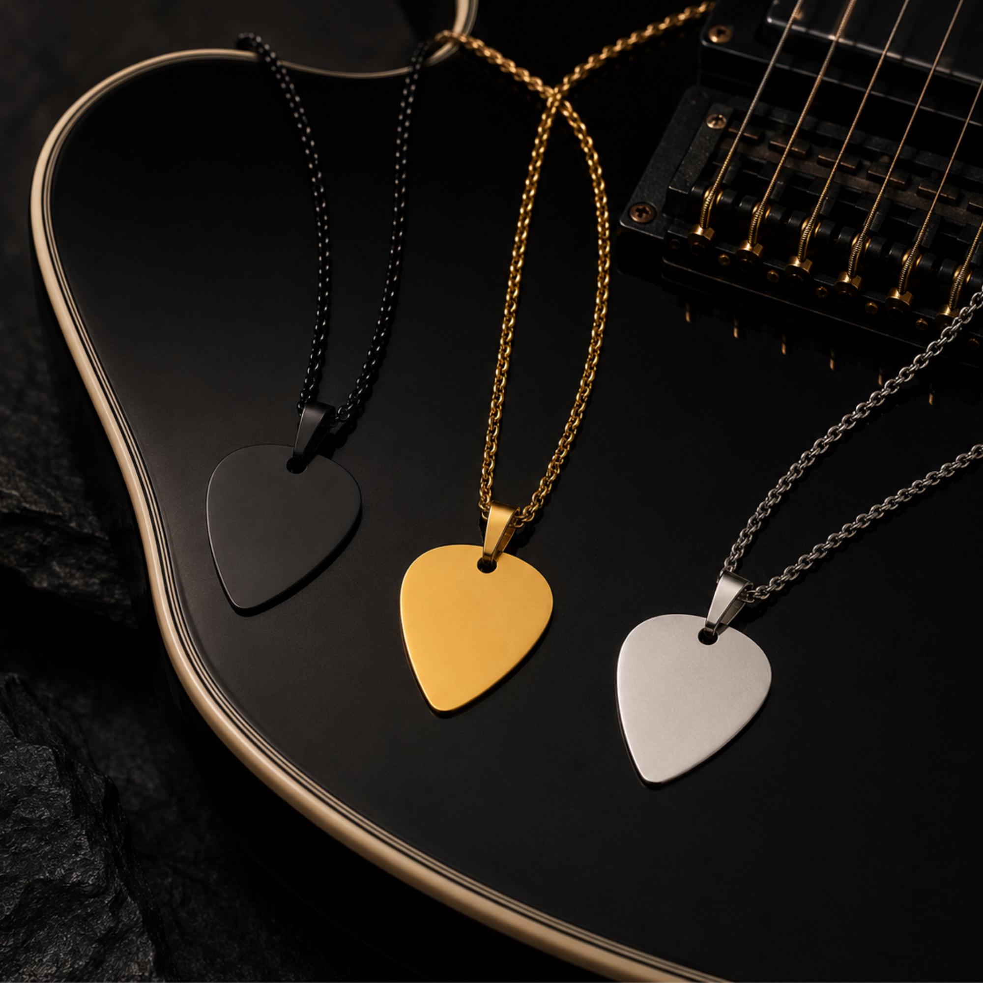 Guitar pick necklace - Etsy 日本
