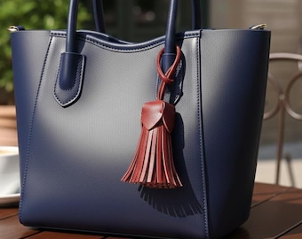 Breloque de sac à pampilles en cuir faite main, accessoire de sac à main minimaliste, pendentif porte-clés élégant