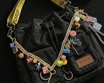 Chaîne à breloques à maillons cubains en or, style dopamine éclectique, pendentif de sac Y2K, bijoux maximalistes, chaîne de pantalons tendance, accessoire cadeau
