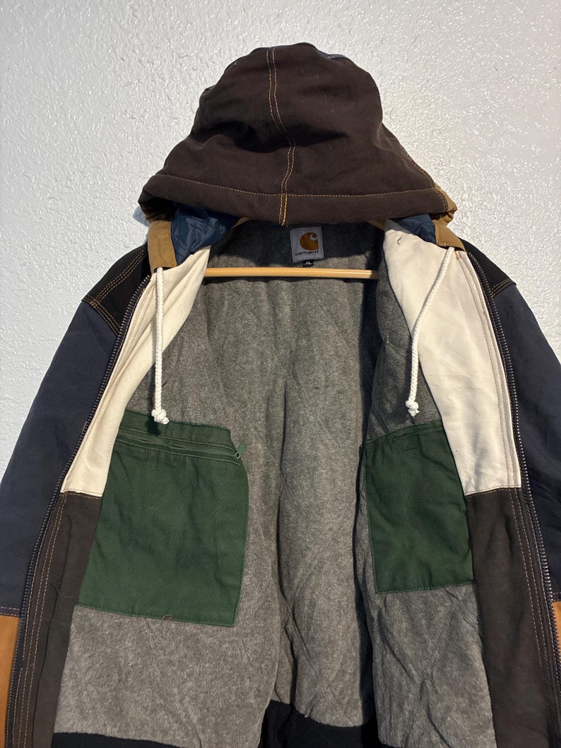 Carhartt Reworked Patched Hooded Jacket XL image 3