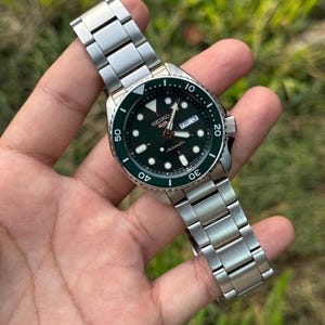Seiko 5 Sports Diver | Automatic Watch | Green Dial | Day/Date | Japanese Movement