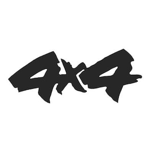 Può includere: Grafica 4x4 nera. L'immagine presenta il testo "4x4" in grassetto, con un carattere senza grazie. Le lettere sono nere su sfondo bianco, creando un design ad alto contrasto.