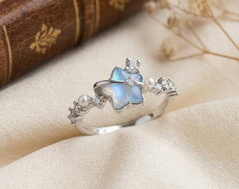 Silver Moonstone Star Ring, Dainty Planet Saturn Band, Sparkling Moonstone Star Jewelry, Celestial Pearl Accent Ring