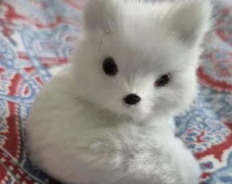 White Fox Plush Toy – Soft Arctic Fox Stuffed Animal, Kawaii Plushie Room Decor