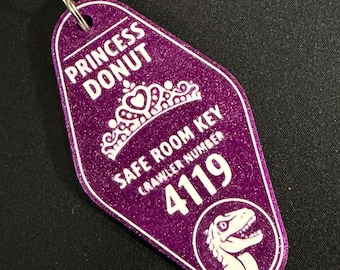 Dungeon Crawler Carl Safe Room Keychain princess Donut Edition