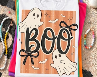 BOO Fantasma espeluznante de Halloween a rayas PNG, diseño de camiseta de Halloween coqueta, fantasma de otoño de moda sublimación PNG