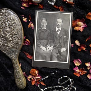 Haunting Post Mortem Portrait Caninet Card Victorian Photograph 1800s