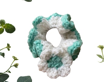 Clover Mint Green & White Two-Tone