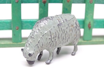 vintage lead farm figures