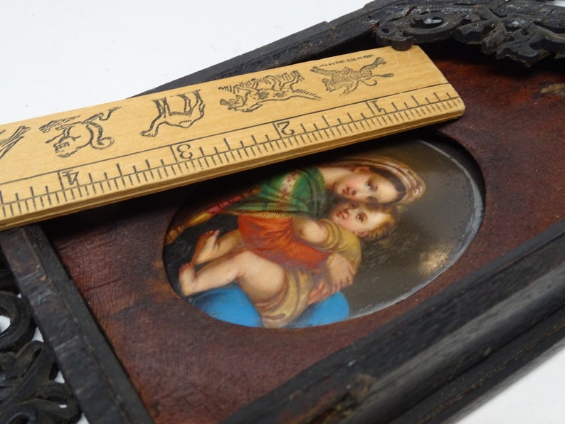 Antique 1800's Hand Painted AS IS Miniature Portrait of Saint Mary with Christ Child Jesus in Hand Carved Wooden Frame, Vintage Painting image 10