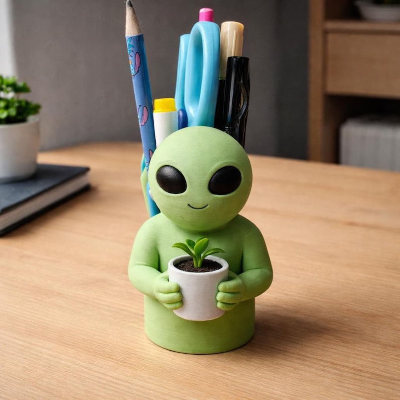 Friendly Alien Desk Buddy Pen Holder | Hand Painted 3D Printed Unique ...