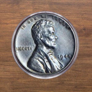 1944 Steel Lincoln Wheat Penny – Rare Error Coin Style – WWII US One Cent Reproduction – Lincoln Cent Collectible
