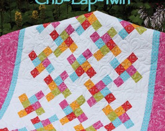 The Twist strookquiltpatroon van 2 1/2" - meerdere maten - wieg, schoot, tweeling - gedrukt patroon