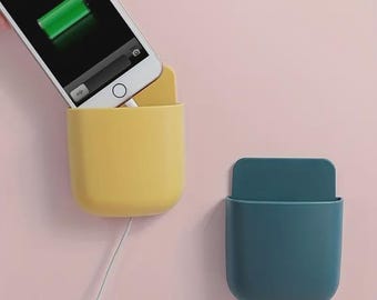 Soporte autoadhesivo de pared para teléfono, soporte de pared para smartphone con gestión de cables, soporte para mando a distancia, organizador de pared.