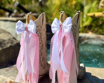 Cloud 9 White & Pink Tiger Boot Bows