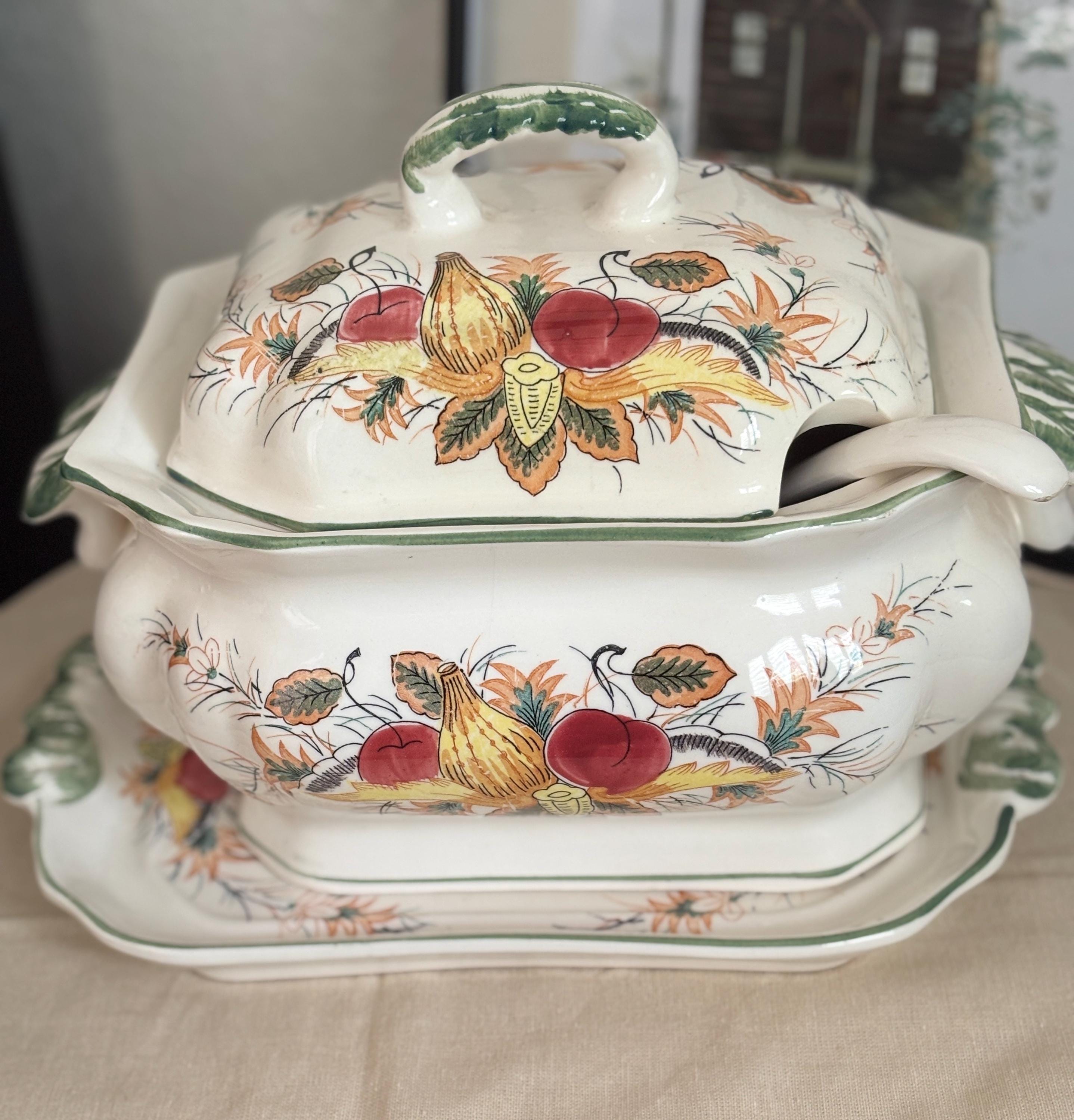 ポーセラーツ　スープチュリーン　Soup Tureen 木の実柄 Japan Soup Tureen - Etsy
