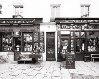 Paris Photograph, Shakespeare and Company, Black and White Photo, Travel Fine Art Photograph, Large Wall Art, French Wall Decor