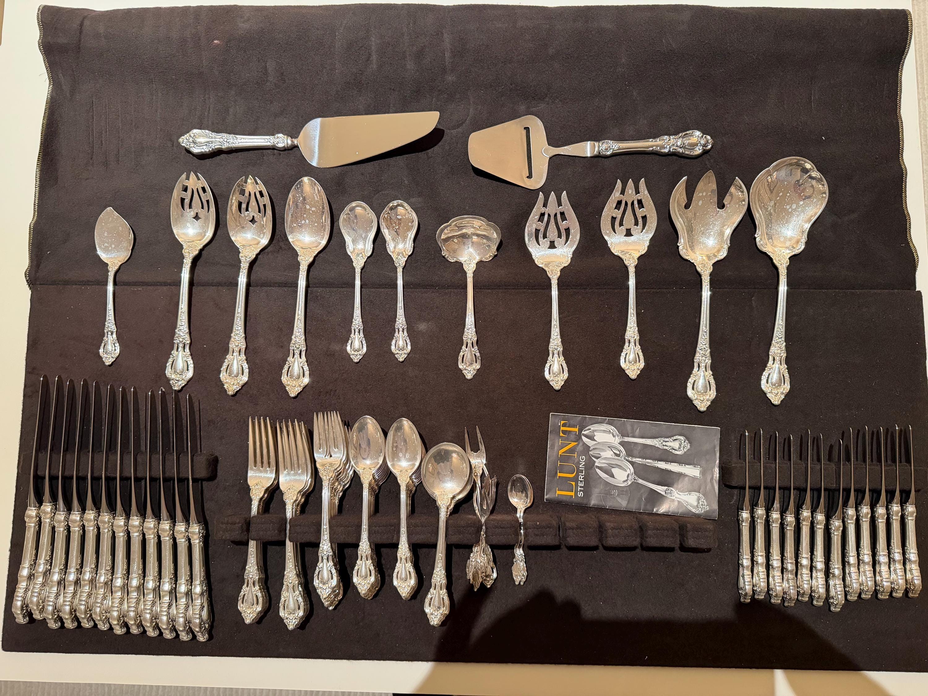 Eloquence Lunt Antique US Sterling Silver Serving Spoons Vintage  display picture 1