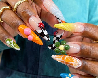 Handmade Y2K Abstract Flower Checkerboard Nails | Summer Vacation Acrylic Set