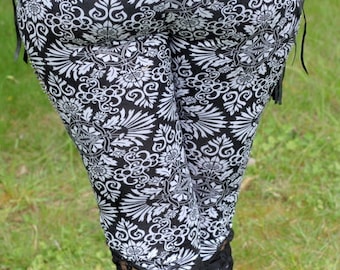 Black & White Rayon Lycra Print Cropped Leggings with Sexy Cutouts and Lace Detail