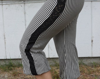 Black and white Stripey Bubble Buttle pants Adjustable length with Lace