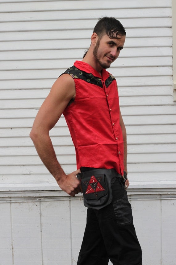 Red button cheap up vest
